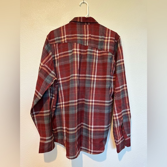 Volcom flannel - Picture 2 of 4